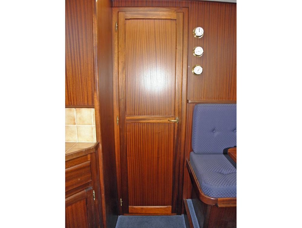 Fore ship, Accommodation